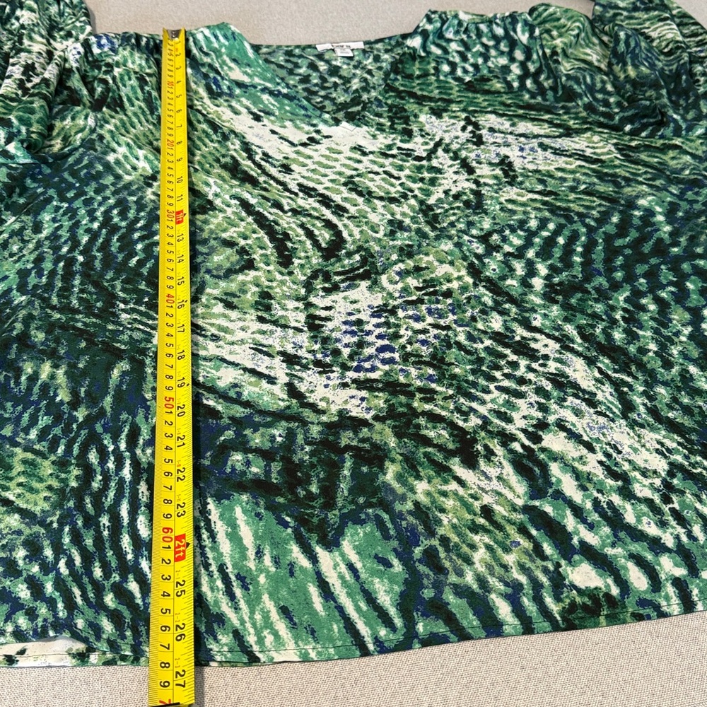 Bar III Green and Black Patterned Blouse SZXXL - Picture 11 of 14